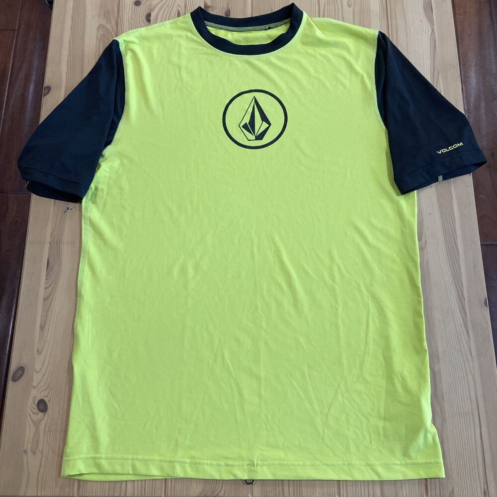 Volcom Surf Rashguard Mens Sz L, Anti-UV 50+ UPF, Compression